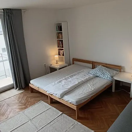 אכסניה Gajdo *